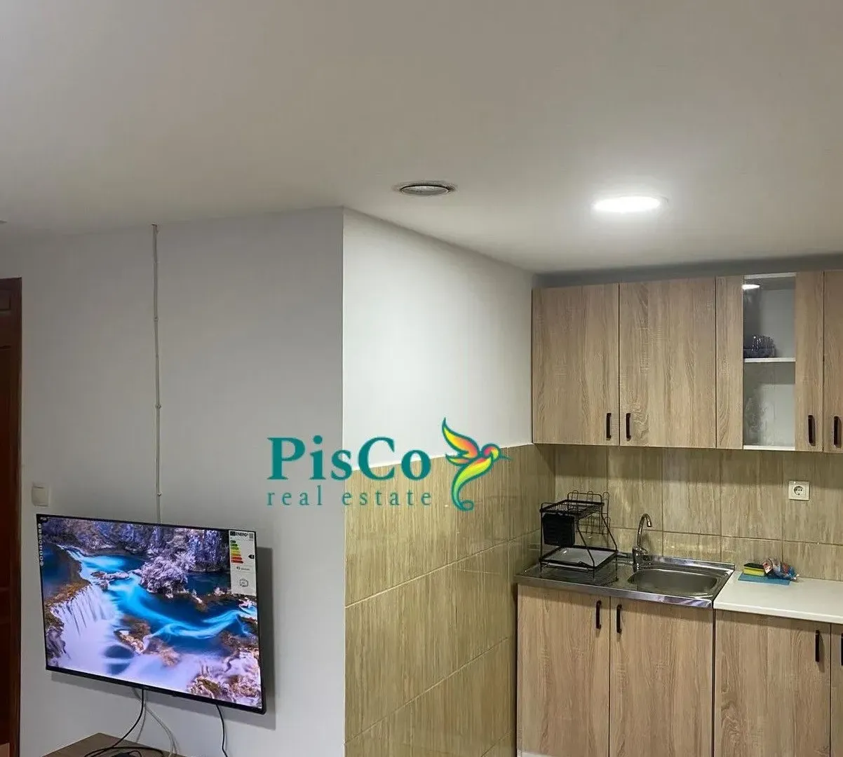 Izdavanje, jednosoban stan, 45m², Malo Brdo, Podgorica