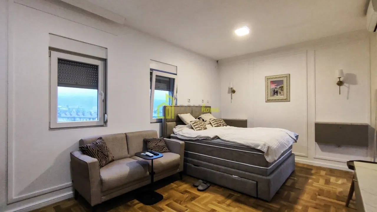 Prodaja, garsonjera, 27m², Cetinje, Crna Gora