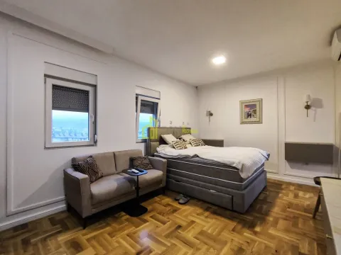 Sale, studio apartment, 27m², Cetinje, Crna Gora - image 1