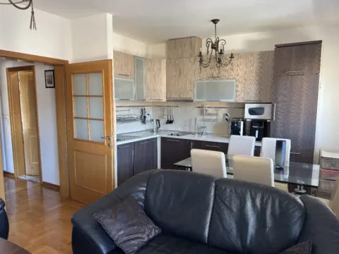 Rent, two bedroom apartment, 65m², Đenovići, Herceg Novi - image 3
