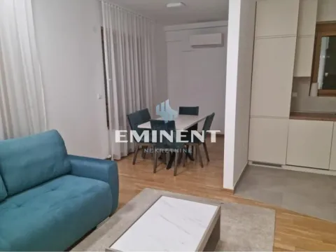 Izdavanje, dvosoban stan, 55m², Novi Beograd Blok 45, Novi Beograd Sve Podlokacije - image 2