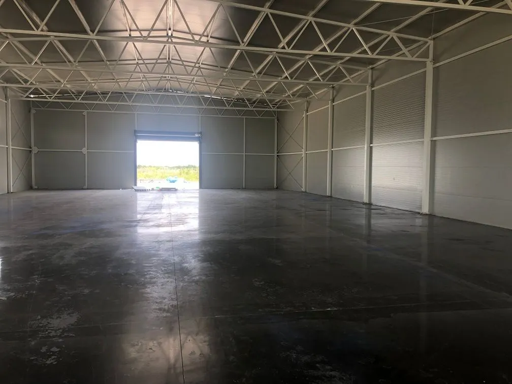 Rent, office space, 1000m², Šimanovci, Pećinci