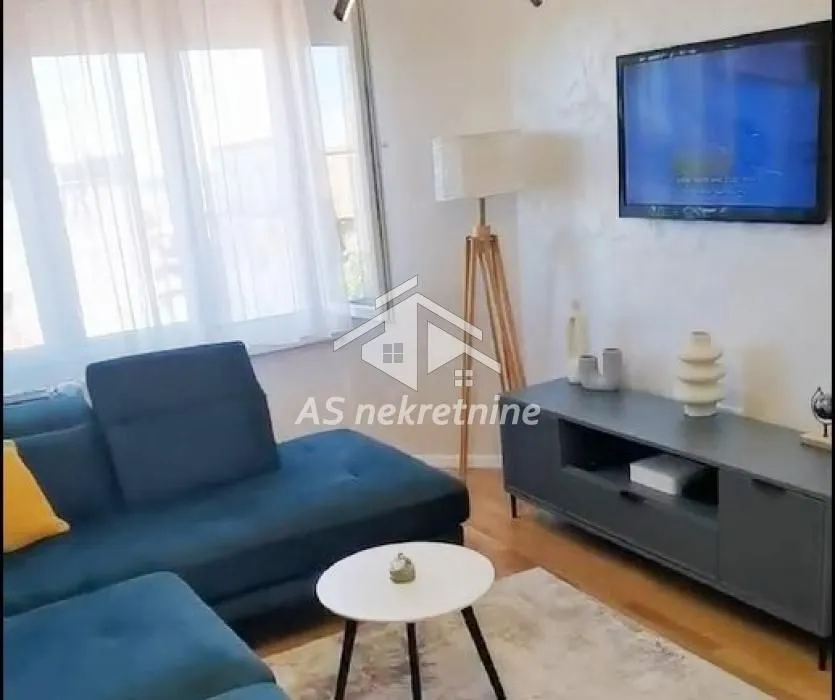 Rent, two bedroom apartment, 45m², Stari Grad, Beograd