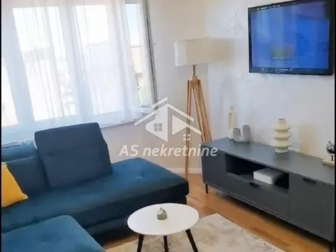 Rent, two bedroom apartment, 45m², Stari Grad, Beograd - image 1