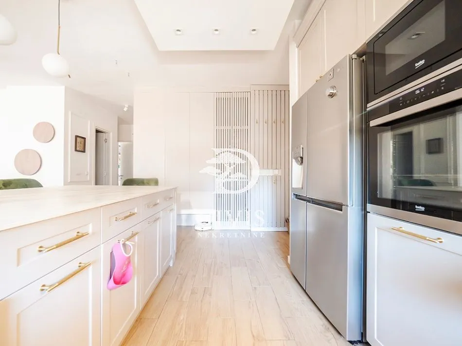Sale, four bedroom apartment, 119m², Južni Bulevar, Vračar Sve Podlokacije