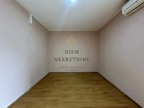 Izdavanje, dvosoban stan, 69m², Ljubović, Podgorica - image 5