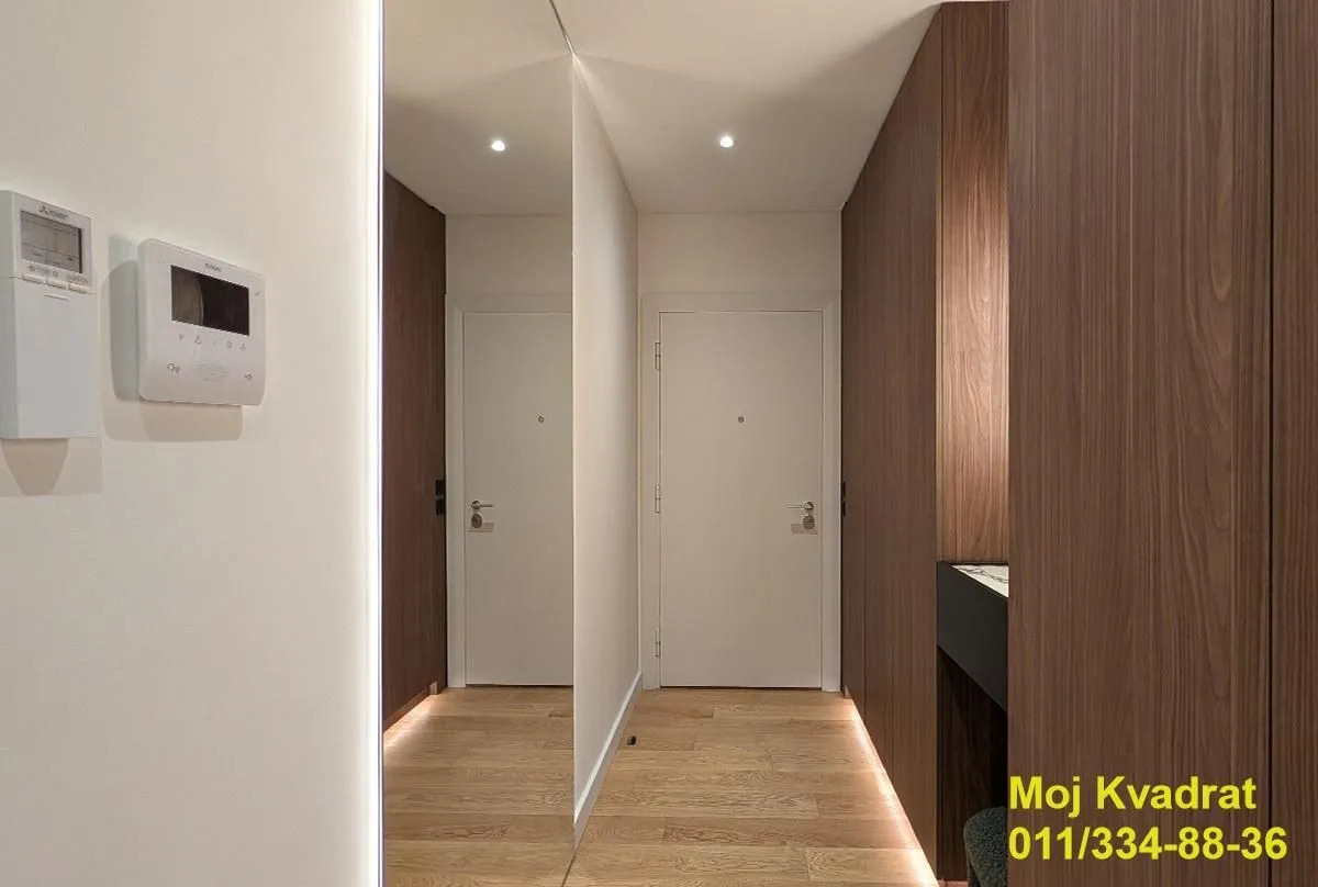 Rent, three bedroom apartment, 92m², Kalenić Pijaca, Vračar Sve Podlokacije