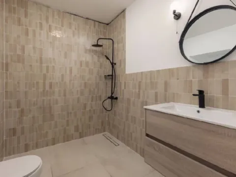 Rent, house, 200m², Brajići, Budva - image 10