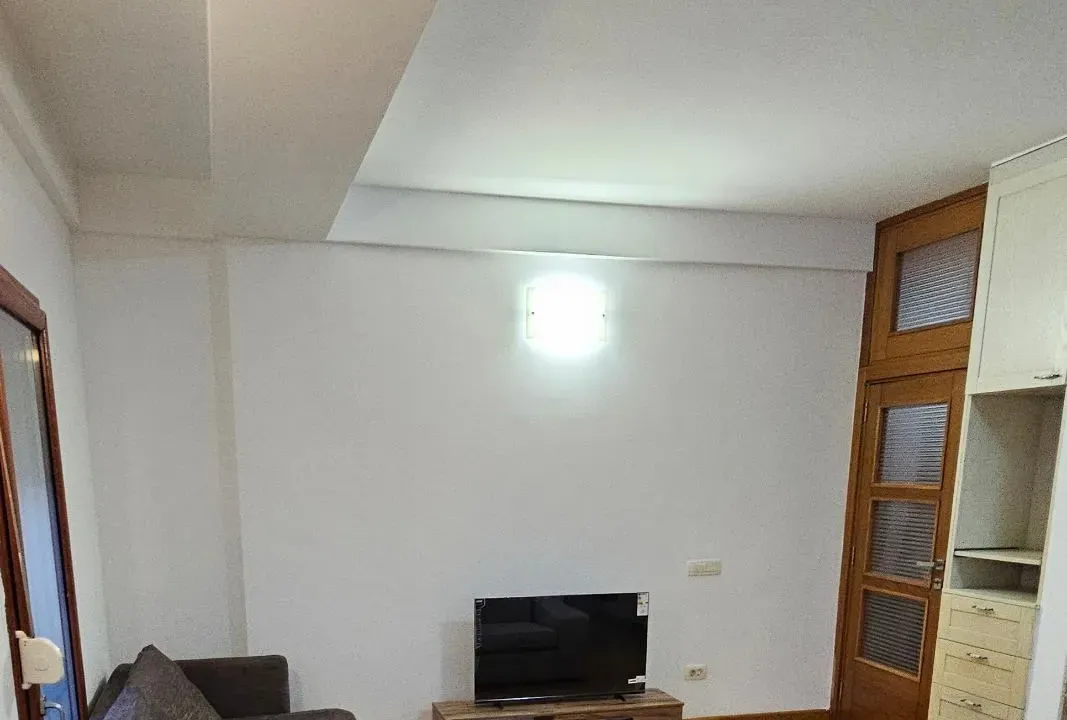 Izdavanje, dvosoban stan, 64m², Stari Aerodrom, Podgorica