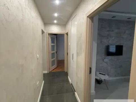 Rent, two bedroom apartment, 48m², Karaburma, Palilula Sve Podlokacije - image 2