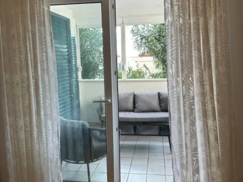 Prodaja, dvosoban stan, 70m², Sveti Stefan, Budva - image 3