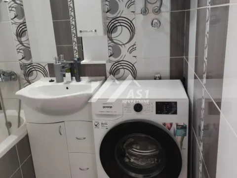 Rent, two bedroom apartment, 60m², Bulevar Oslobodjenja, Novi Sad Sve Podlokacije - image 9