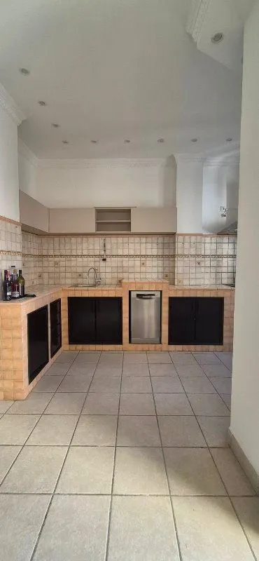 Rent, studio apartment, 144m², Vračar Sve Podlokacije, Beograd