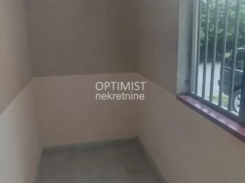 Izdavanje, trosoban stan, 70m², Borča 1, Borča Sve Podlokacije - image 15