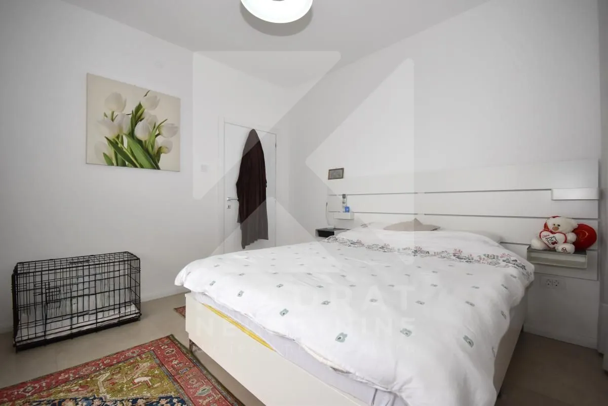 Prodaja, kuća, 180m², Nova Dalmatinska, Podgorica