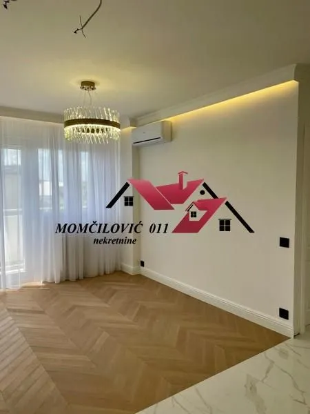 Sale, two bedroom apartment, 43m², Južni Bulevar, Vračar Sve Podlokacije