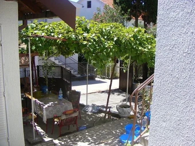 Prodaja, kuća, 102m², Šušanj, Bar