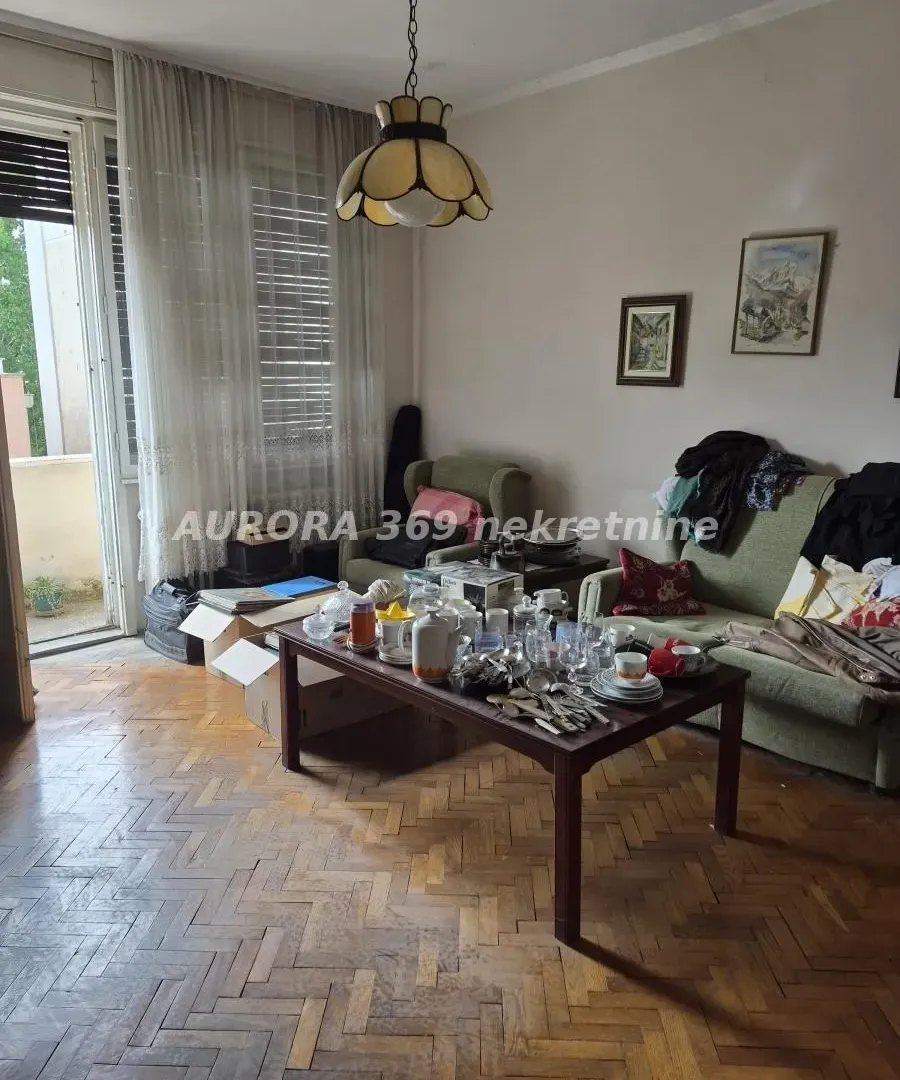 Sale, three bedroom apartment, 75m², Vračar Hram, Vračar Sve Podlokacije