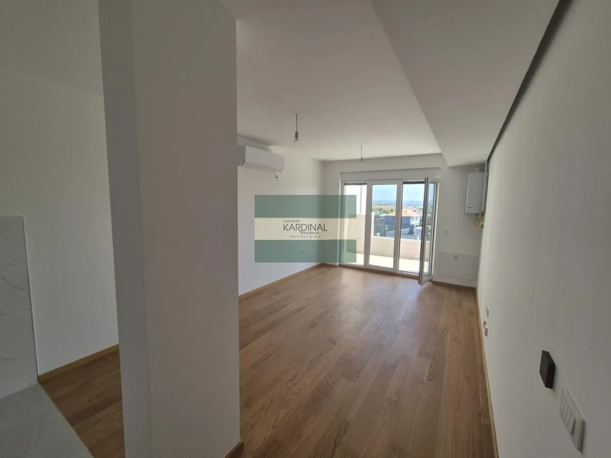 Prodaja, trosoban stan, 69m², Sarina Medja, Jagodina