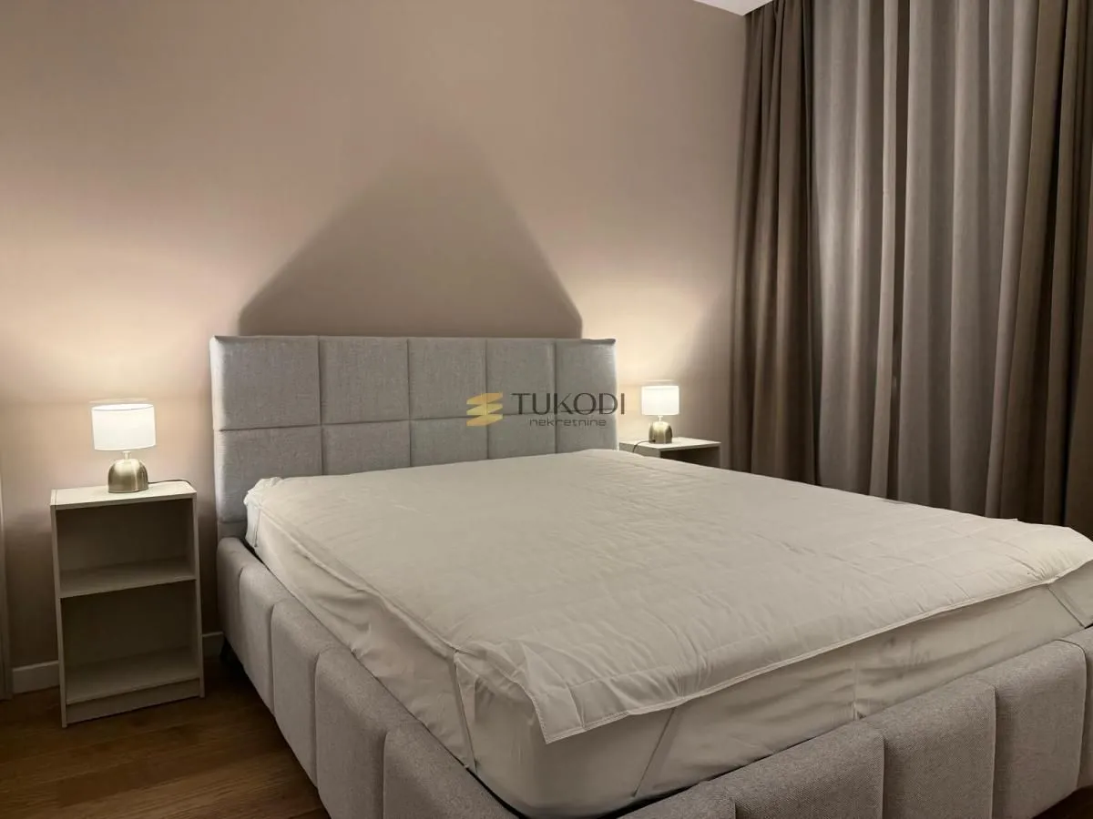 Rent, two bedroom apartment, 55m², Kalenić Pijaca, Vračar Sve Podlokacije