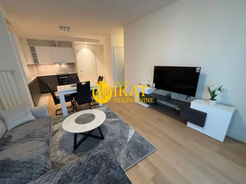 Rent, two bedroom apartment, 56m², Savski Venac, Beograd