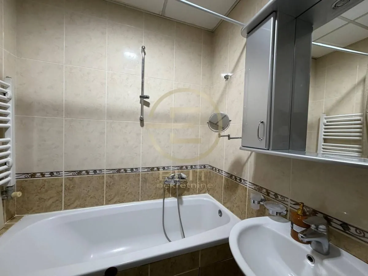 Prodaja, stan, 62m², Sajam, Novi Sad Sve Podlokacije