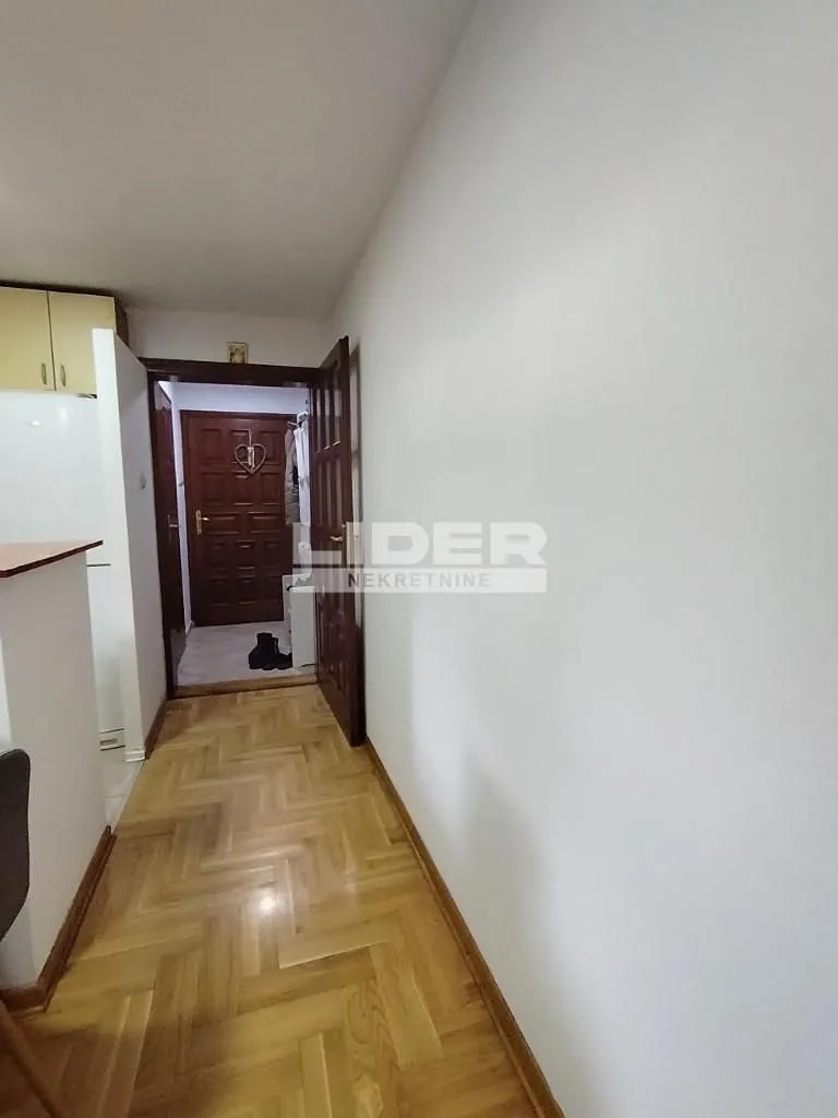 Sale, house, 84m², Uciteljsko Naselje, Zvezdara Sve Podlokacije