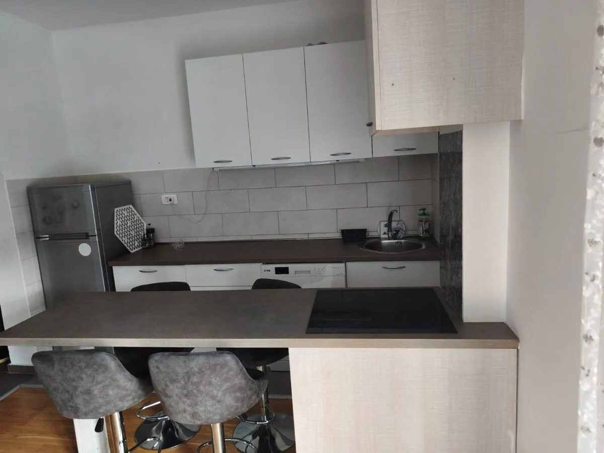 Izdavanje, trosoban stan, 68m², Zabjelo, Podgorica