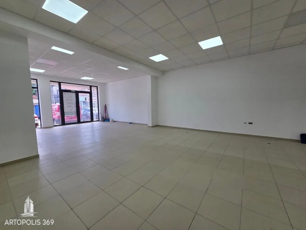 Rent, office space, 310m², Dušanovac, Voždovac Sve Podlokacije