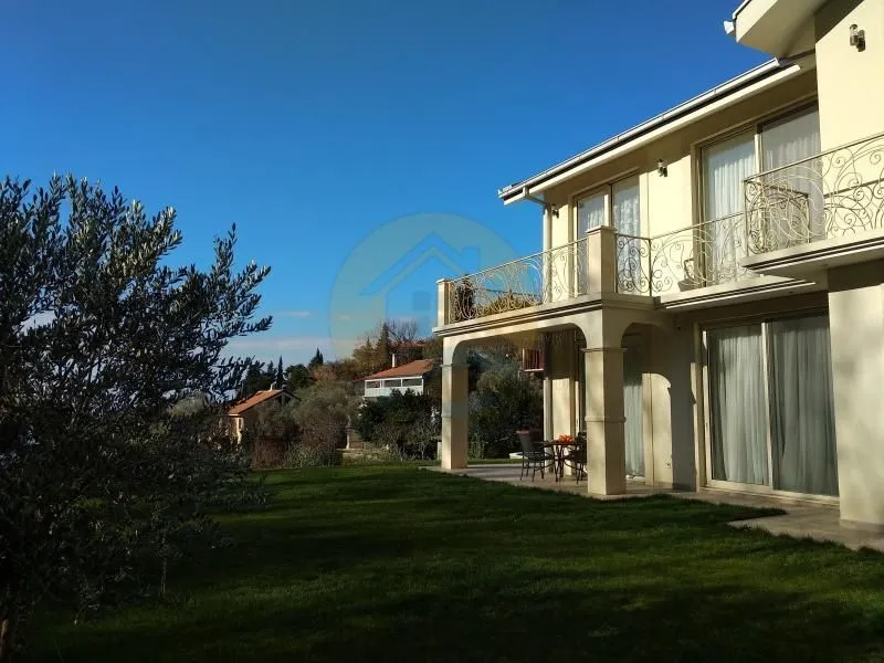 Sale, house, 235m², Reževići, Budva