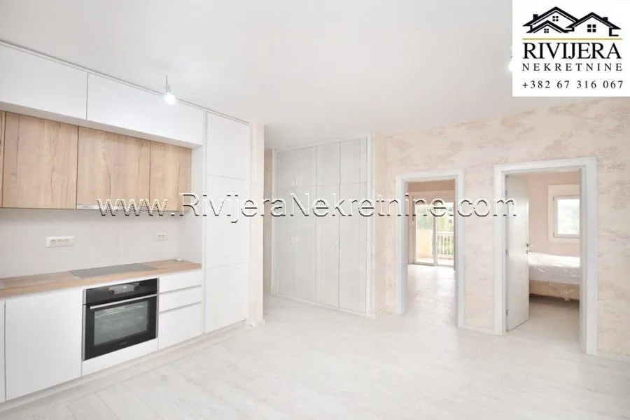 Prodaja, dvosoban stan, 68m², Igalo, Herceg Novi