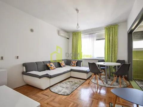 Izdavanje, jednosoban stan, 50m², Centar, Podgorica - image 1