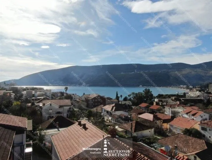 Prodaja, kuća, 245m², Igalo, Herceg Novi