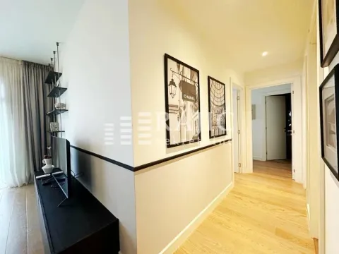 Rent, three bedroom apartment, 80m², Savski Venac, Beograd - image 8