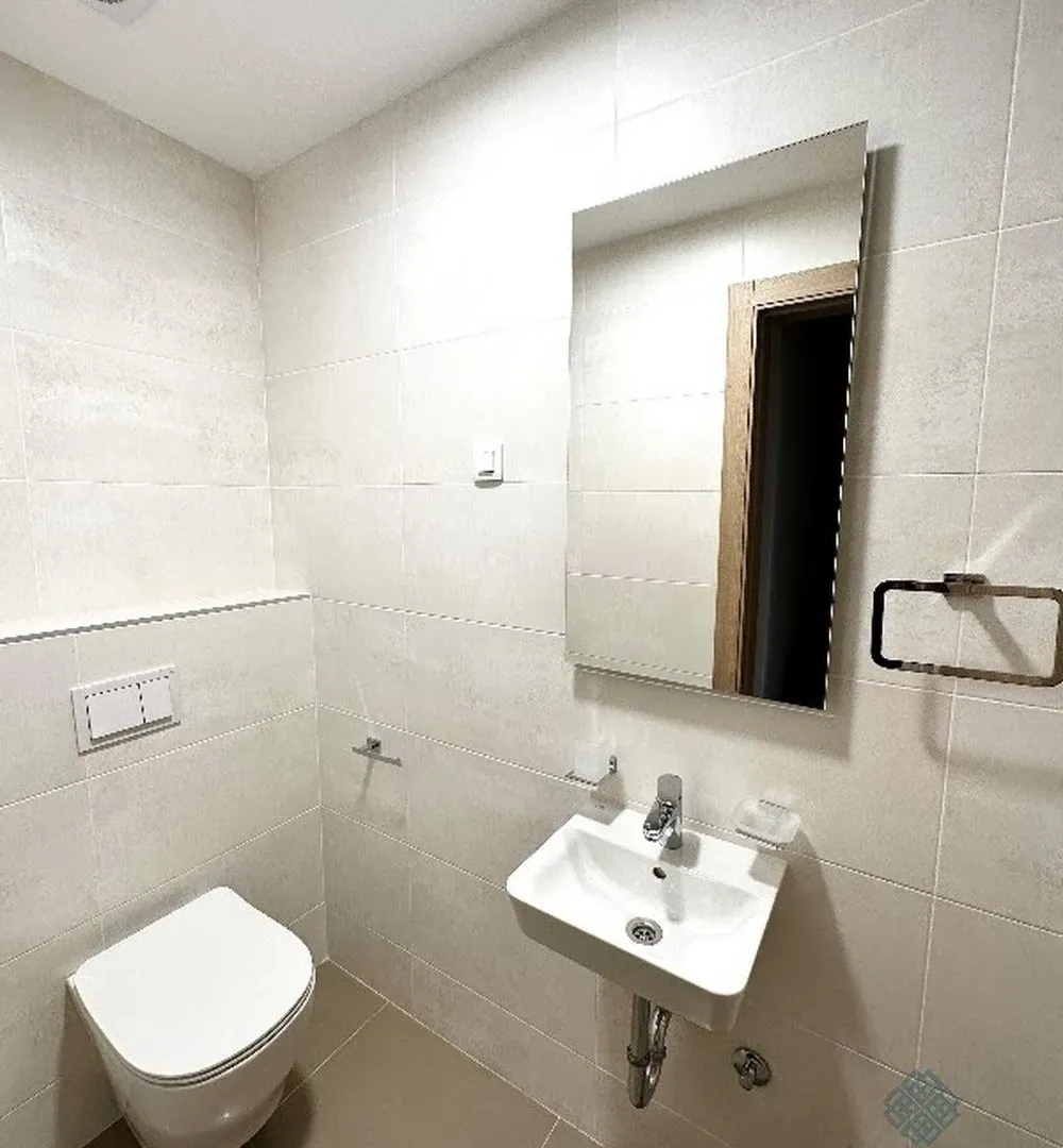 Izdavanje, četvorosoban stan, 127m², Master Kvart, Podgorica