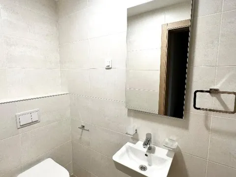 Izdavanje, četvorosoban stan, 127m², Master Kvart, Podgorica - image 13