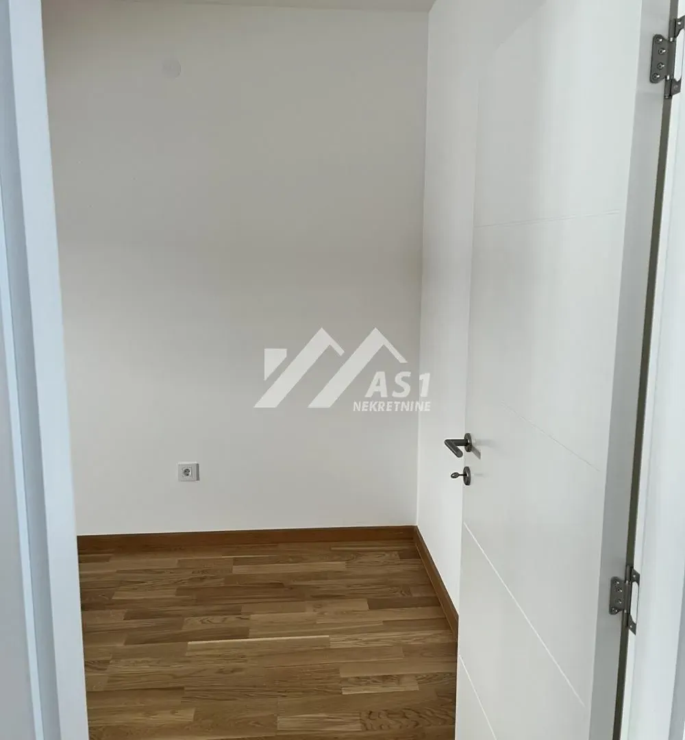 Izdavanje, dvosoban stan, 48m², Telep, Novi Sad Sve Podlokacije