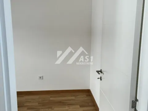 Izdavanje, dvosoban stan, 48m², Telep, Novi Sad Sve Podlokacije - image 4
