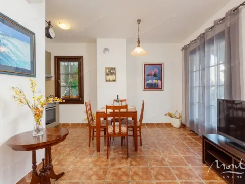 Sale, two bedroom apartment, 84m², Kostanjica, Kotor - image 3