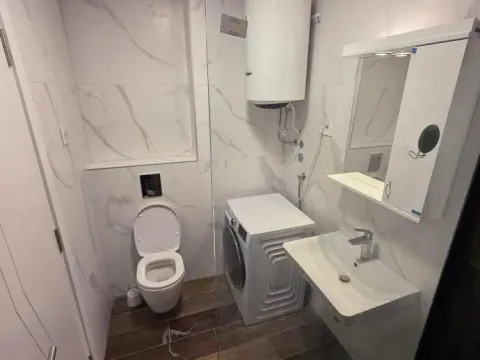 Izdavanje, jednosoban stan, 59m², Stara Varoš, Podgorica - image 4