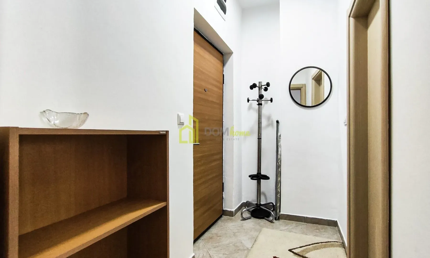 Izdavanje, jednosoban stan, 41m², Stari Aerodrom, Podgorica