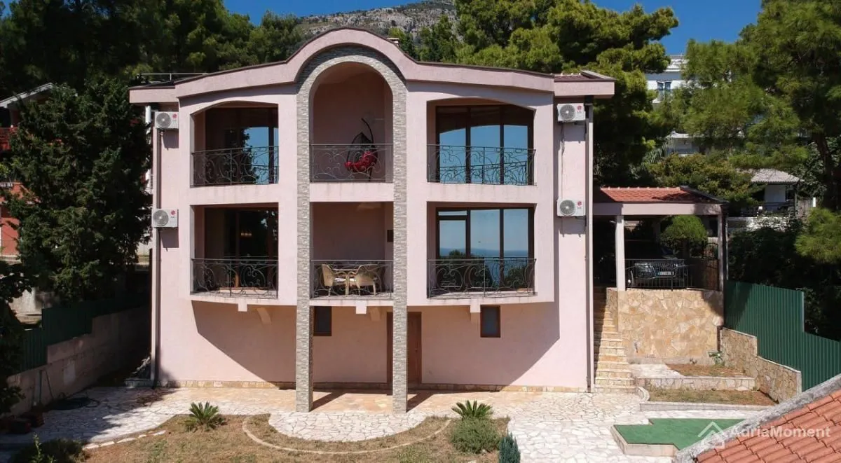 Sale, house, 240m², Šušanj, Bar