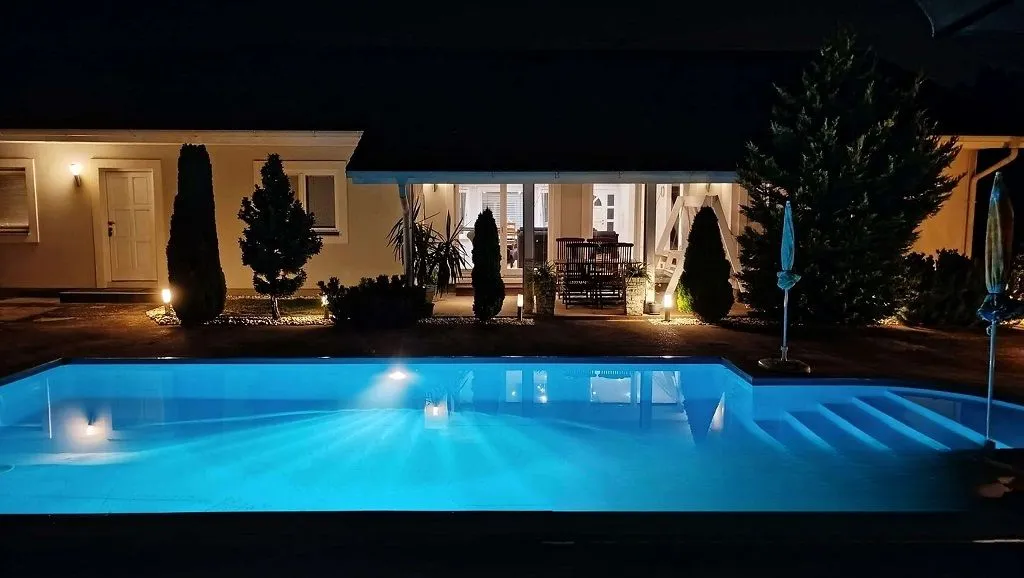 Prodaja, kuća, 277m², Bački Petrovac, Novi Sad