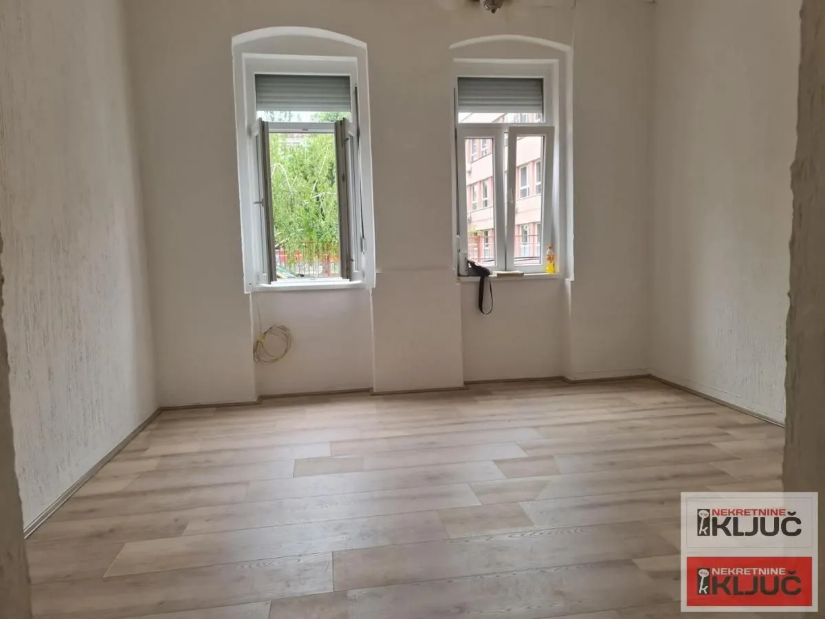 Prodaja, dvosoban stan, 37m², Podbara, Novi Sad Sve Podlokacije