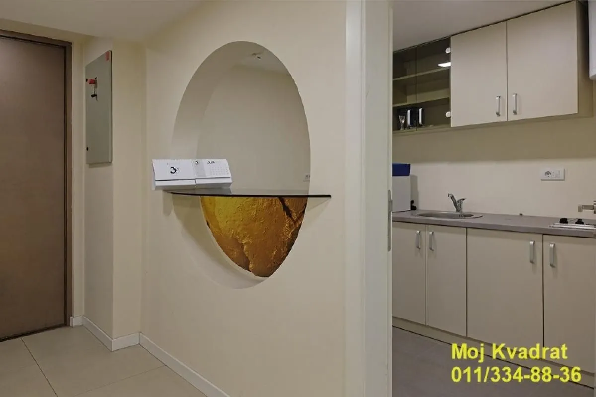 Rent, office space, 653m², Stari Merkator, Novi Beograd Sve Podlokacije