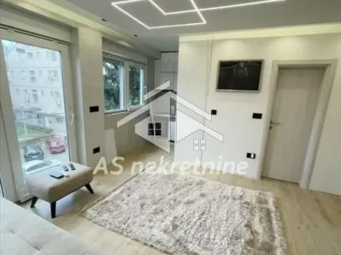 Izdavanje, stan, 50m², Cvetkova Pijaca, Zvezdara Sve Podlokacije - image 4