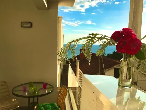 Rent, one bedroom apartment, 41m², Ulcinj, Crna Gora - image 8