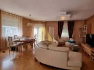 Izdavanje, četvorosoban stan, 210m², Telep, Novi Sad Sve Podlokacije - image 2