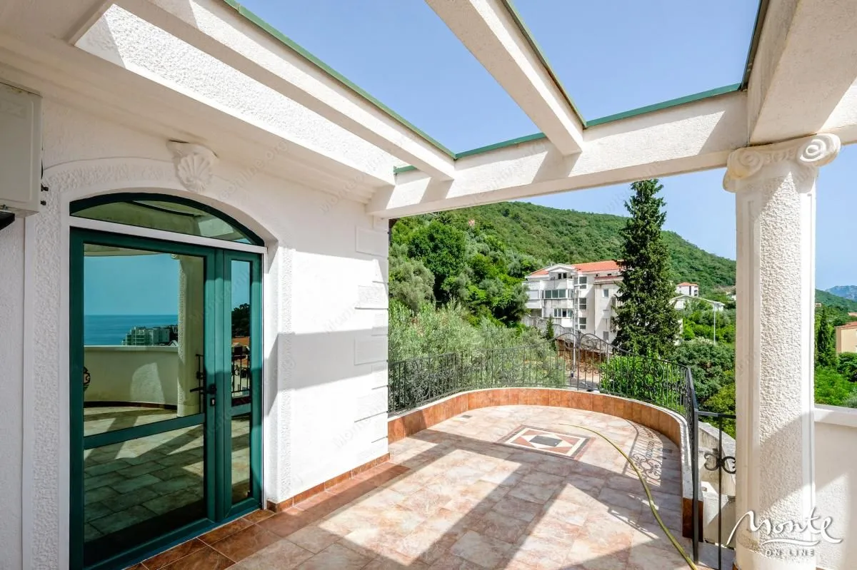 Sale, house, 560m², Petrovac, Budva