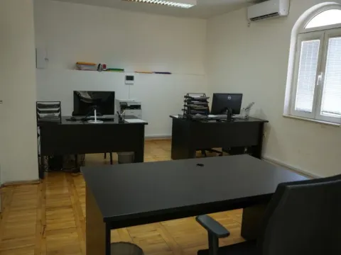 Rent, office space, 160m², Centar, Podgorica - image 6